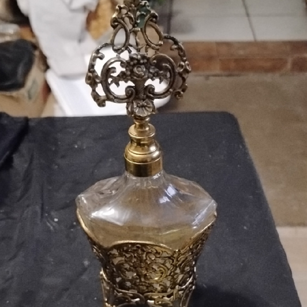 Elegant Gold Decorative Glass Bottle